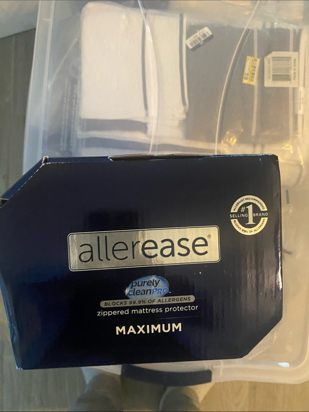 Allerease Maximum Zippered Mattress Protector in Blue - Picture 5 of 5